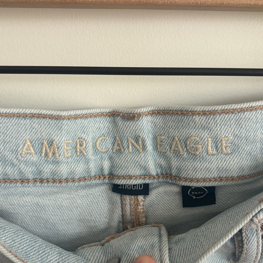 American Eagle Light Blue Denim Women Shorts - Picture 2 of 4